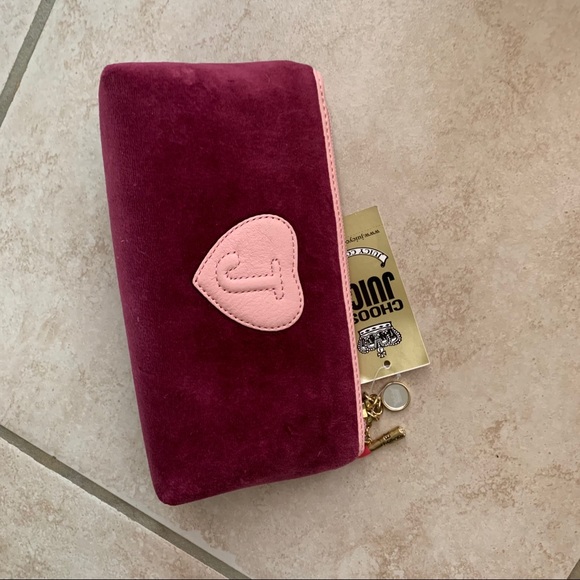 NWT Juicy Couture Cosmetic Bag - Picture 3 of 4